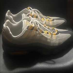 Nike Air Max 95 White and Yellow Sneakers